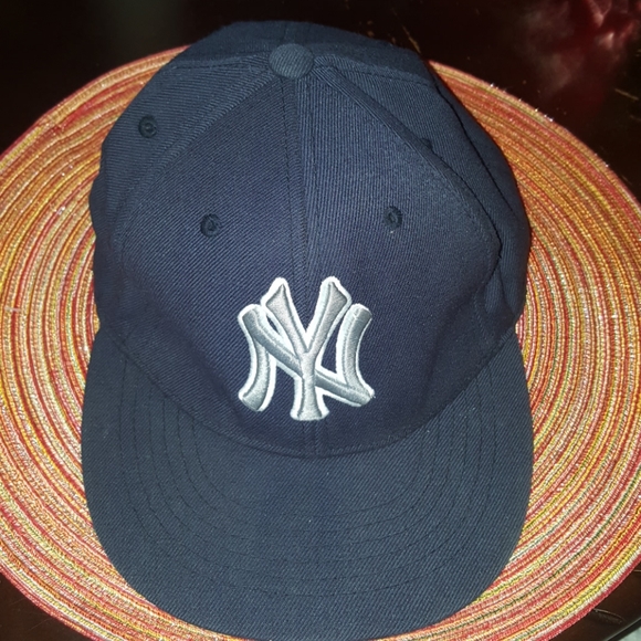 NY baseball cap - Picture 2 of 5